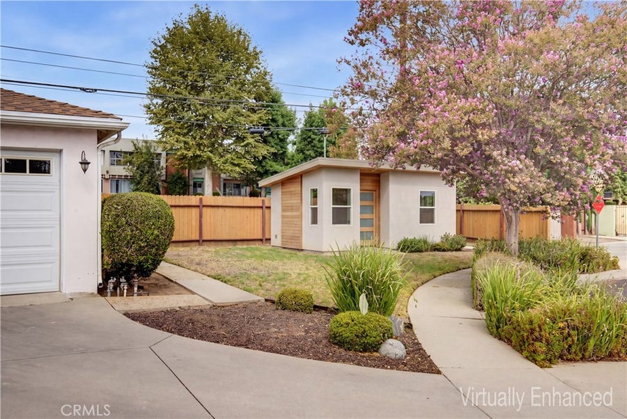 Property photo for 16858 Weddington Street, Encino, CA