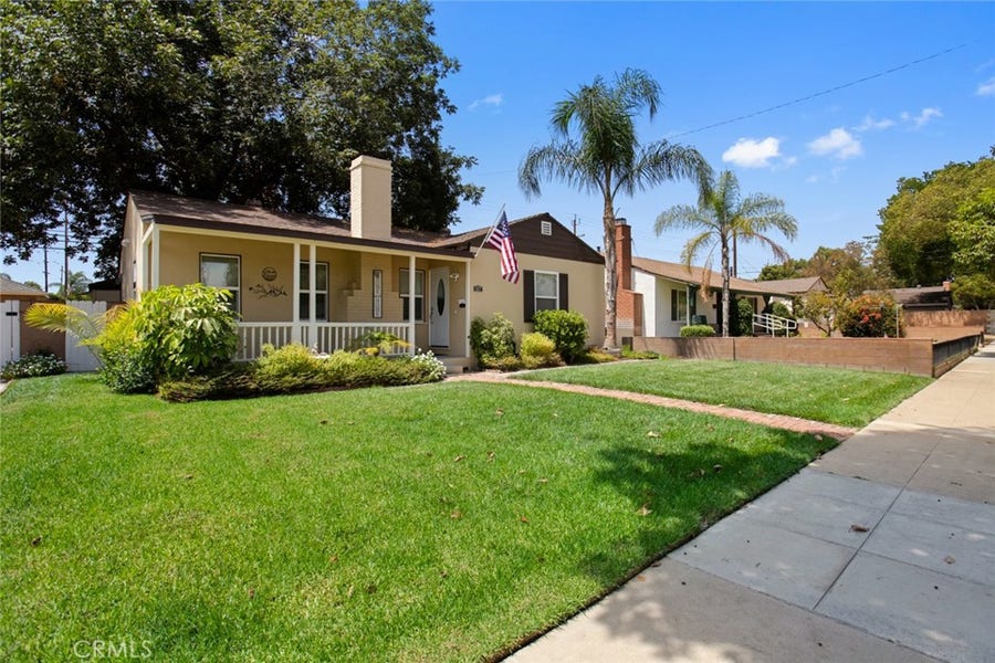 Property photo for 1527 N Avon, Burbank, CA