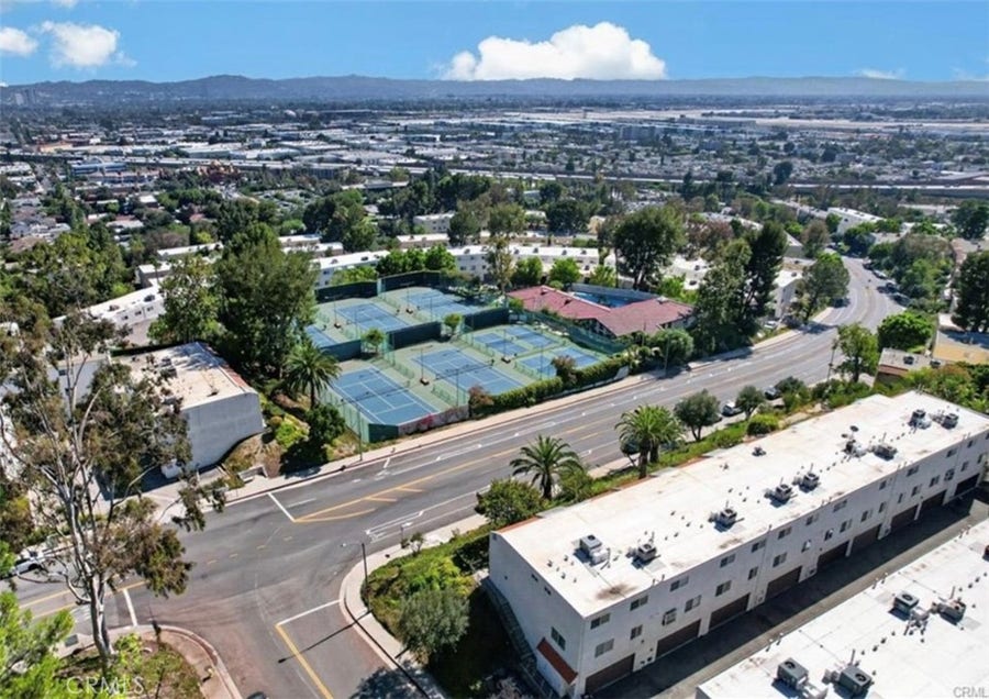 Property photo for 8008 Via Verona, Burbank, CA