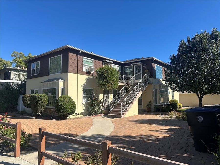 Property photo for 2208 W Victory, Burbank, CA