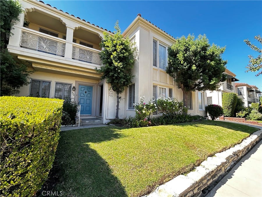 Property photo for 935 S Alandele Avenue, Los Angeles, CA