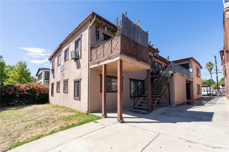 Property photo for 7301 Vineland, Sun Valley, CA
