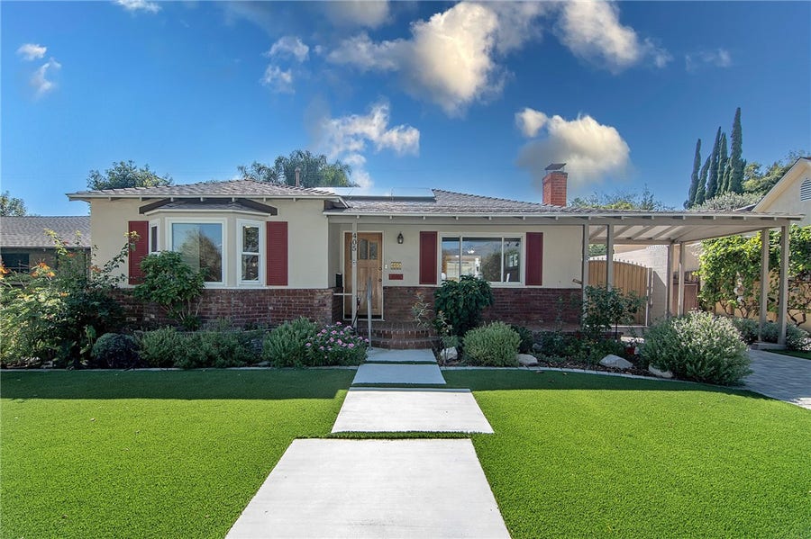 Property photo for 405 N Griffith Park, Burbank, CA