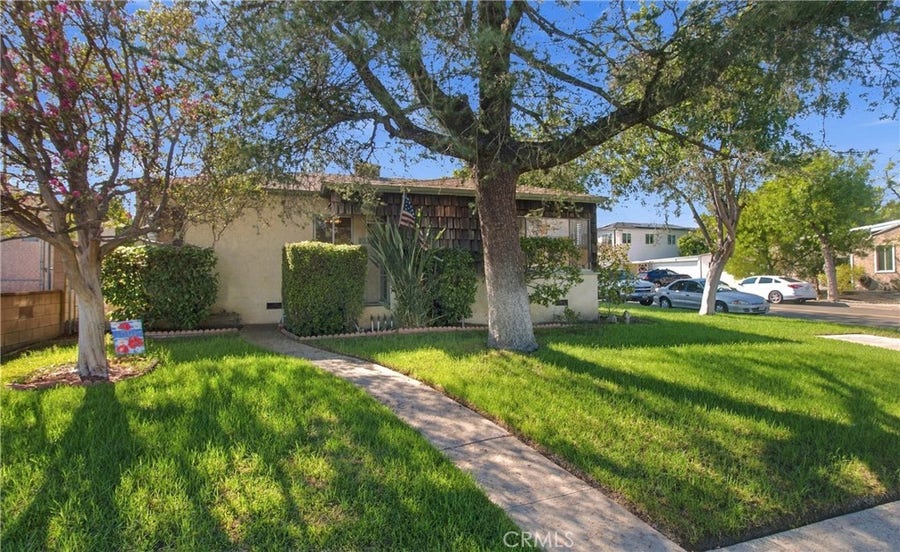 Property photo for 2043 N Maple, Burbank, CA