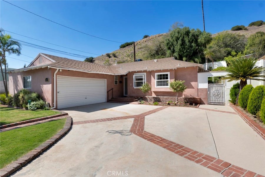 Property photo for 10025 Roscoe Boulevard, Sun Valley, CA