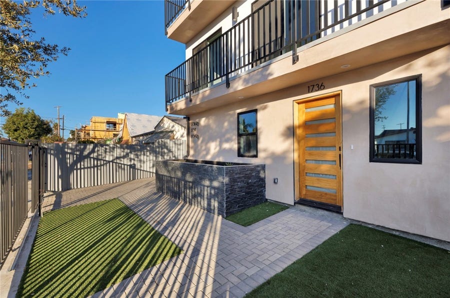 Property photo for 1736 Carmona Avenue, #A, Los Angeles, CA