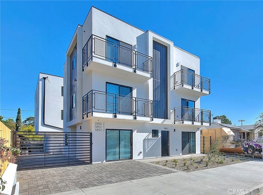 Property photo for 5852 Vineland, #5852-2, North Hollywood, CA