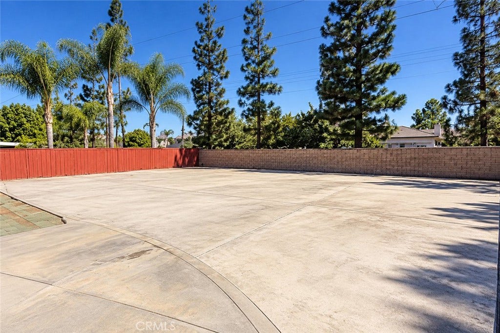 19176 Stagecoach, Riverside, CA 92508 19176 Stagecoach, Riverside, CA 92508
