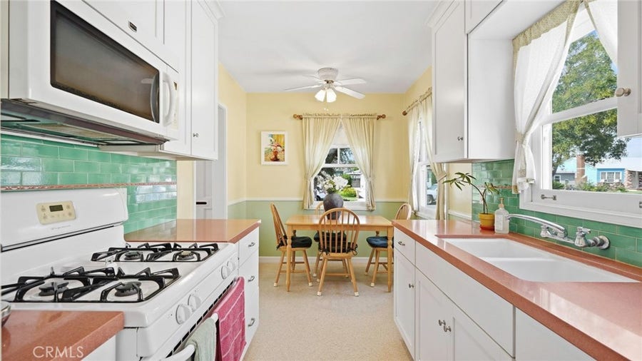 Property photo for 1320 N Kenwood, Burbank, CA