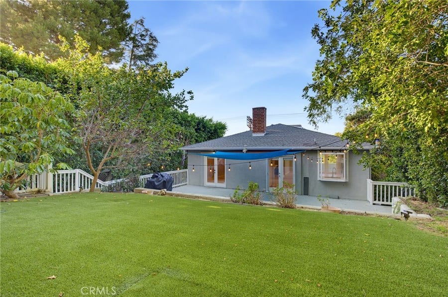 Property photo for 11423 Sunshine Terrace, Studio City, CA