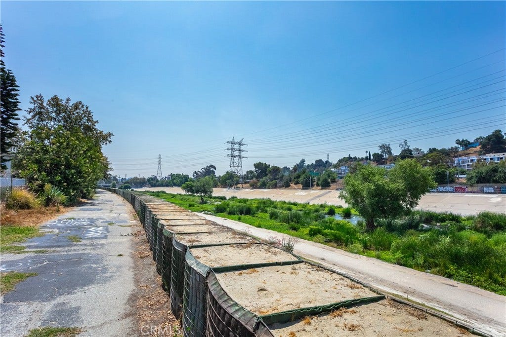 2910 Acresite Street, Los Angeles, CA 90039