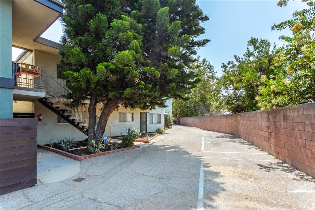 2910 Acresite Street, Los Angeles, CA 90039