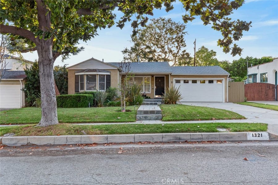 Property photo for 1321 Graynold, Glendale, CA