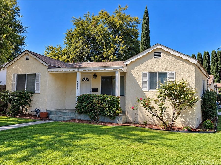 Property photo for 5759 Hazeltine, Van Nuys, CA