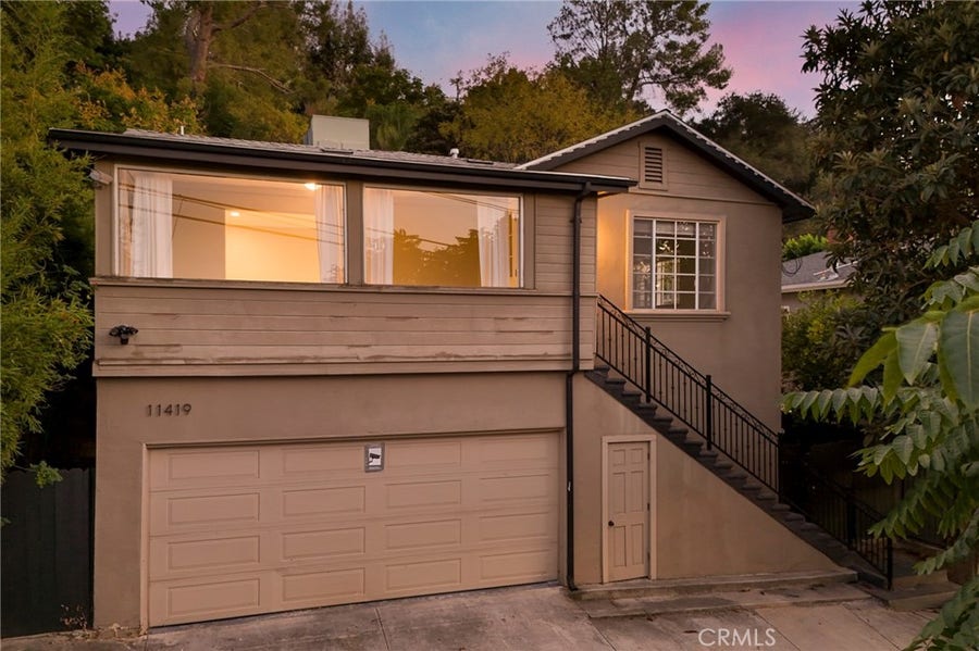 Property photo for 11419 Sunshine Terrace, Studio City, CA