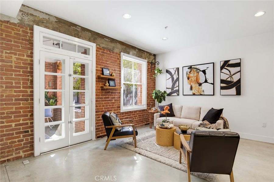 Property photo for 139 S Los Robles Avenue, #102, Pasadena, CA