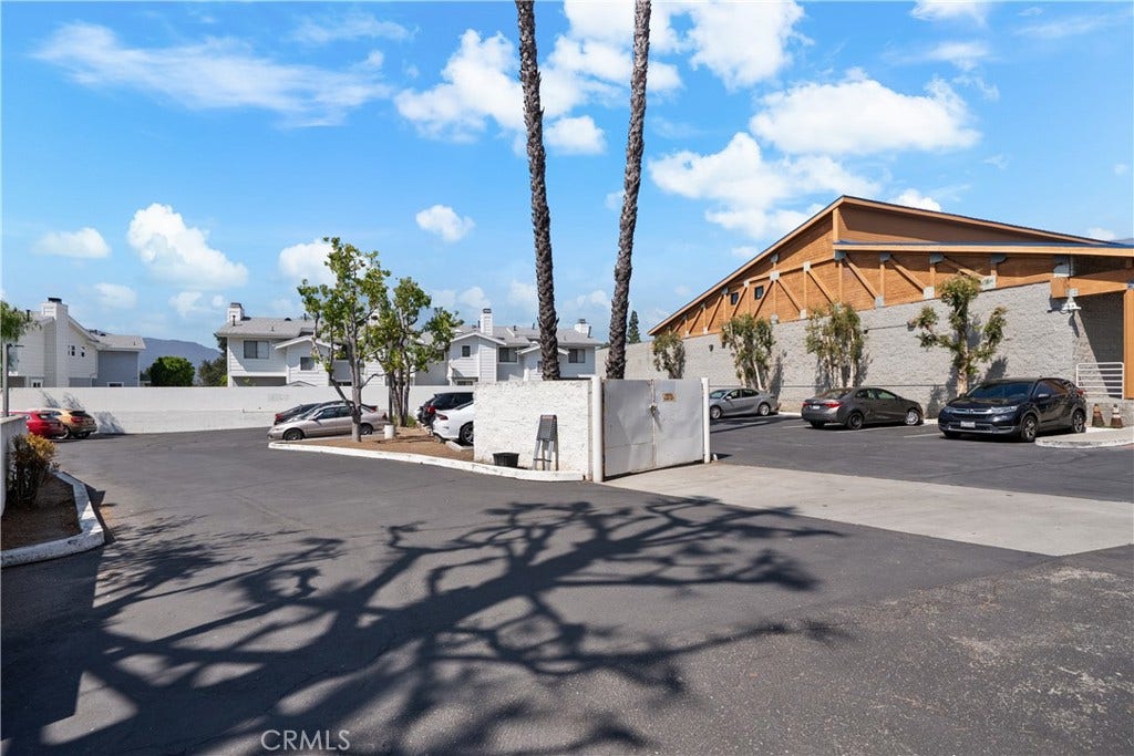 4479 Rockland, La Canada Flintridge, CA 91011
