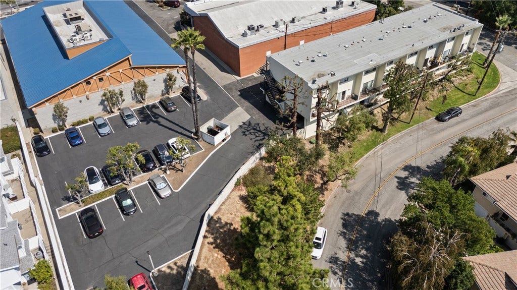 4479 Rockland, La Canada Flintridge, CA 91011