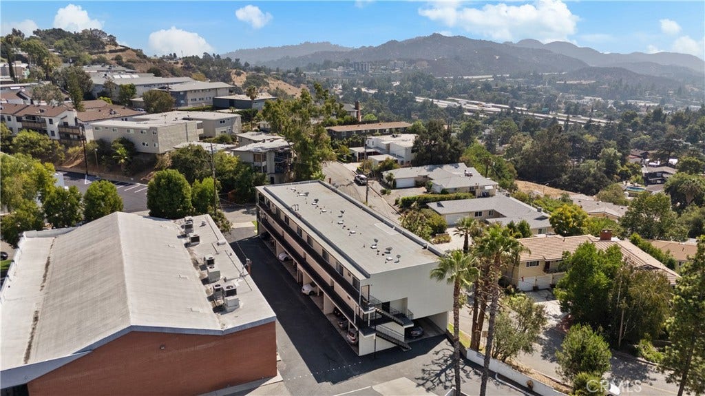 4479 Rockland, La Canada Flintridge, CA 91011
