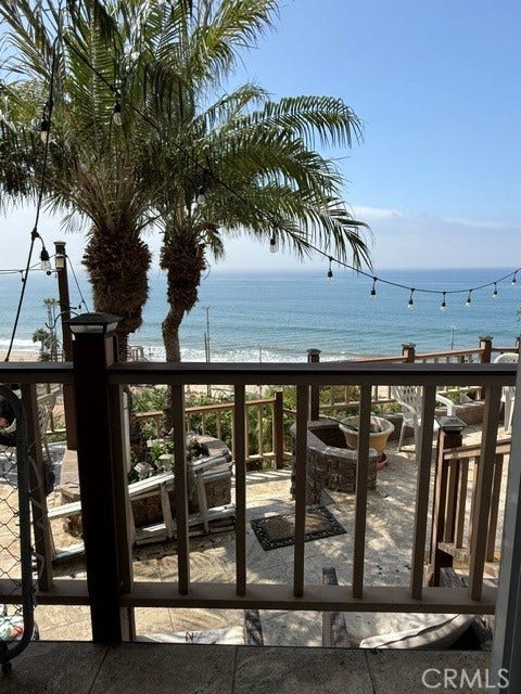 17614 Posetano, Pacific Palisades, CA 90272 17614 Posetano, Pacific Palisades, CA 90272