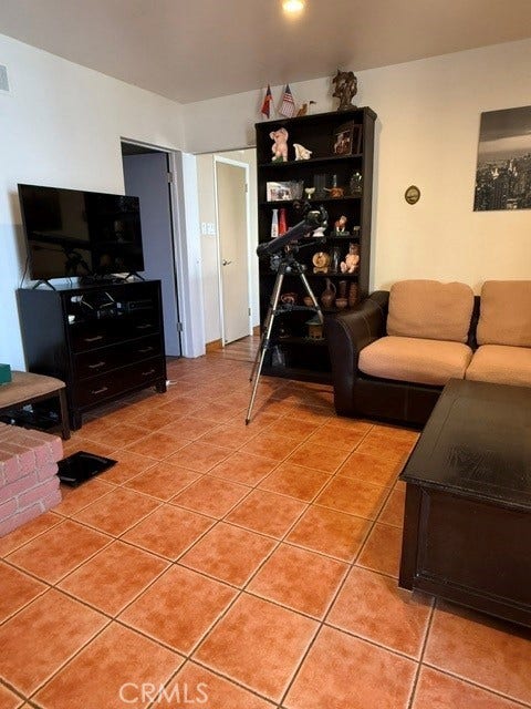 17614 Posetano, Pacific Palisades, CA 90272 17614 Posetano, Pacific Palisades, CA 90272