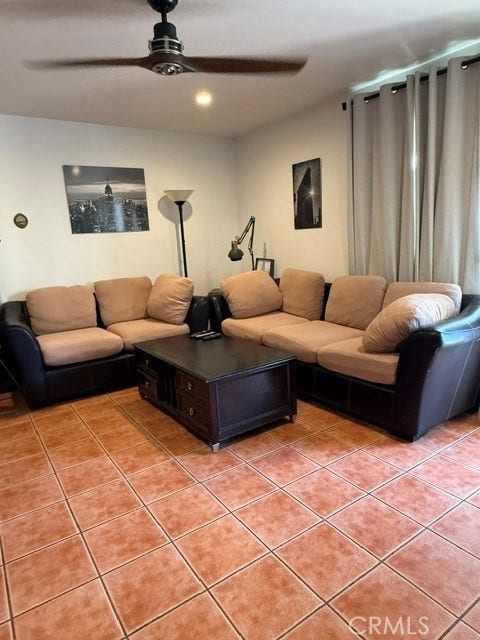 17614 Posetano, Pacific Palisades, CA 90272 17614 Posetano, Pacific Palisades, CA 90272