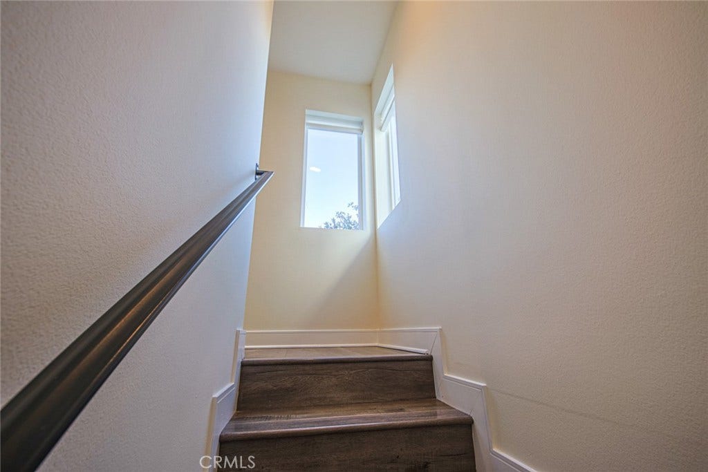 622 N Serrano Avenue, Los Angeles, CA 90004 622 N Serrano Avenue, Los Angeles, CA 90004