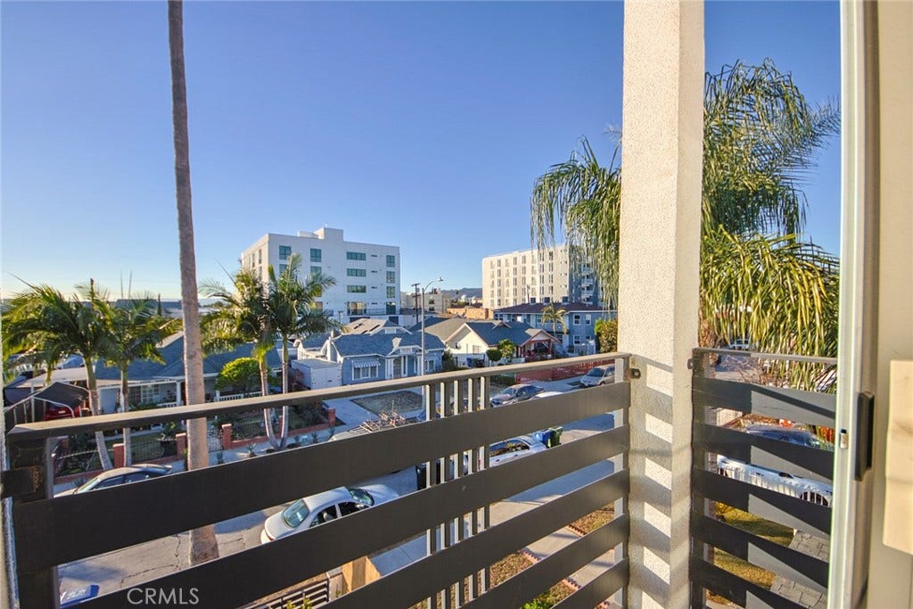 622 N Serrano Avenue, Los Angeles, CA 90004 622 N Serrano Avenue, Los Angeles, CA 90004