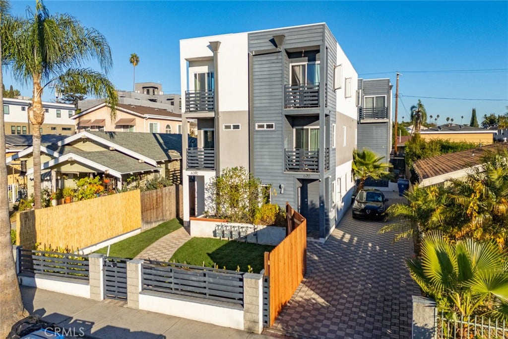 622 N Serrano Avenue, Los Angeles, CA 90004 622 N Serrano Avenue, Los Angeles, CA 90004