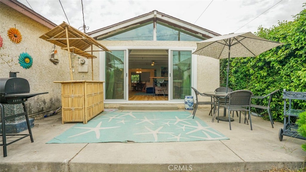 330 S Griffith Park Drive, Burbank, CA 91506