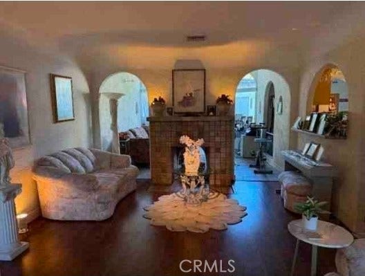 845 W Kenneth, Glendale, CA 91202