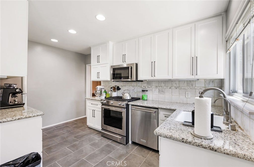 939 N Glendale Avenue, #1, Glendale, CA 91206 939 N Glendale Avenue, #1, Glendale, CA 91206