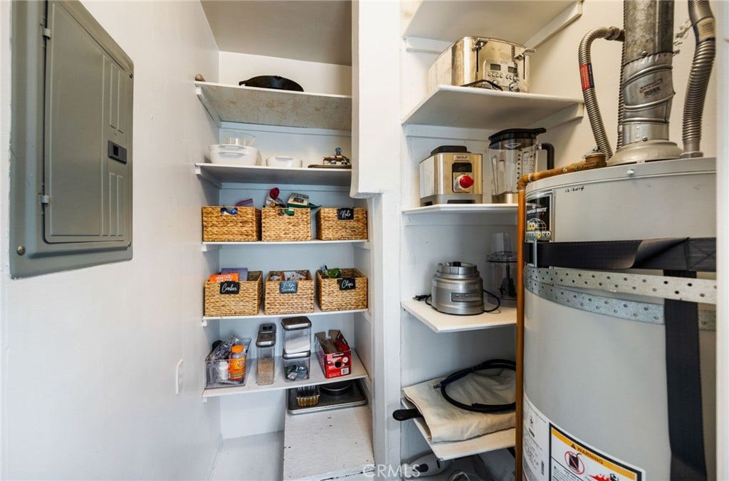 939 N Glendale Avenue, #1, Glendale, CA 91206 939 N Glendale Avenue, #1, Glendale, CA 91206
