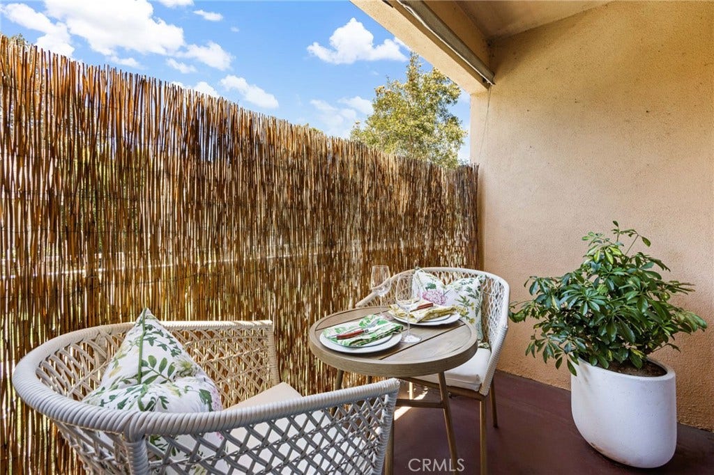 939 N Glendale Avenue, #1, Glendale, CA 91206 939 N Glendale Avenue, #1, Glendale, CA 91206