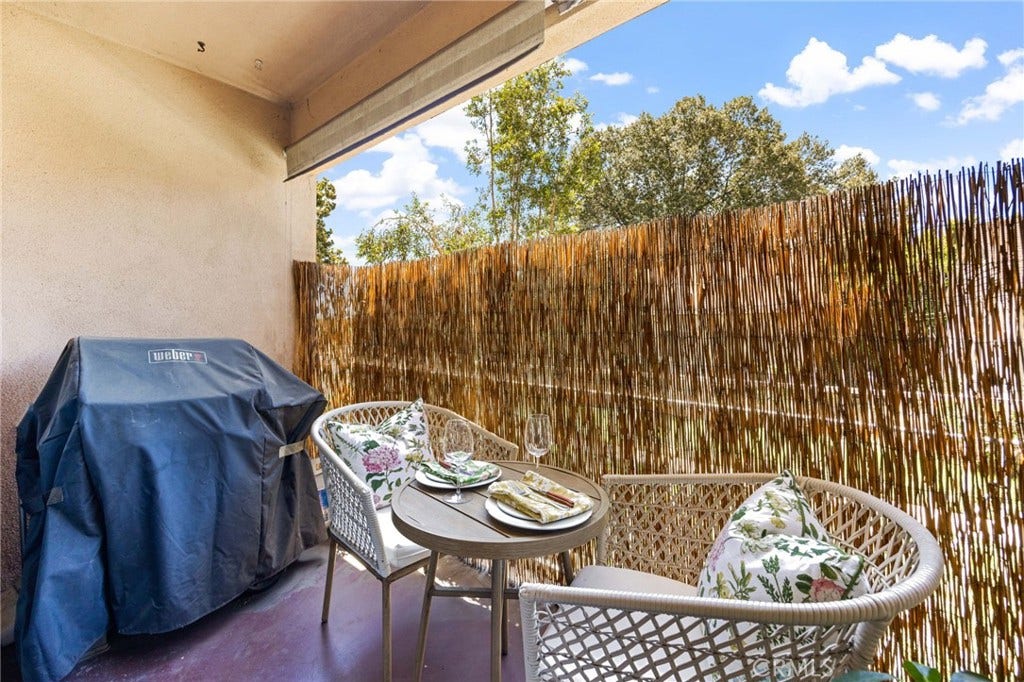 939 N Glendale Avenue, #1, Glendale, CA 91206 939 N Glendale Avenue, #1, Glendale, CA 91206