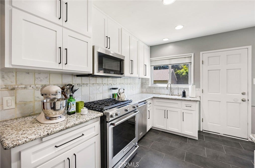 939 N Glendale Avenue, #1, Glendale, CA 91206 939 N Glendale Avenue, #1, Glendale, CA 91206