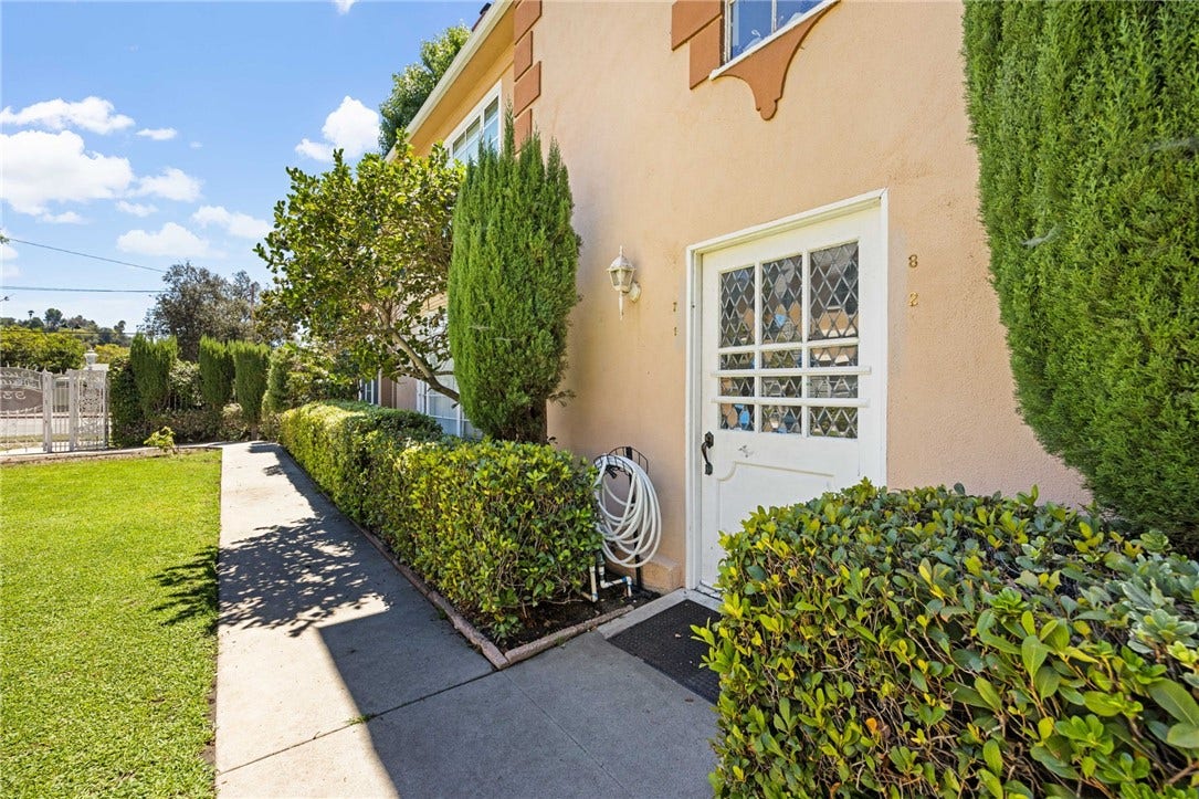 939 N Glendale Avenue, #1, Glendale, CA 91206 939 N Glendale Avenue, #1, Glendale, CA 91206