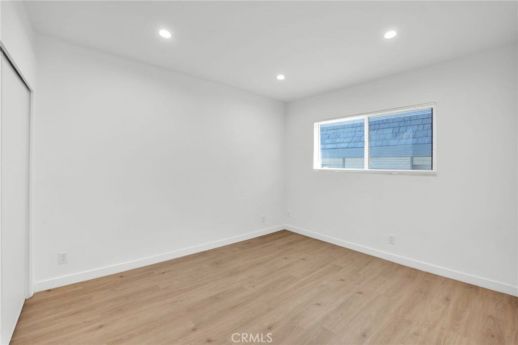 13018 Valleyheart Drive, #11, Studio City, CA 91604 13018 Valleyheart Drive, #11, Studio City, CA 91604