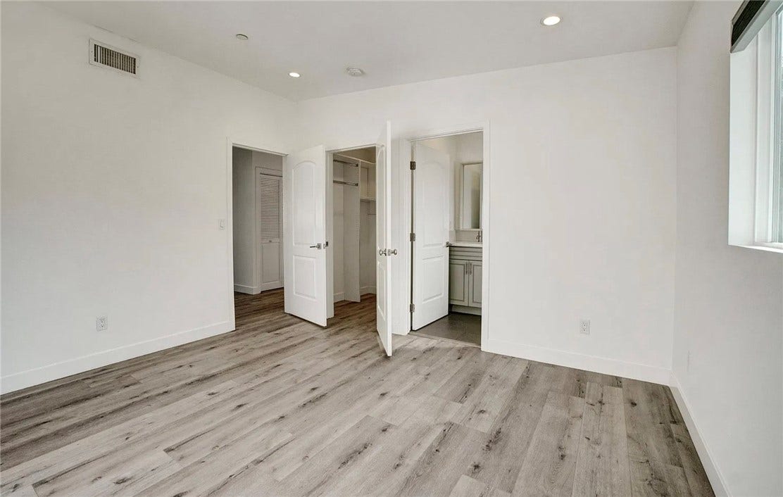 14111 Sylvan, Van Nuys, CA 91401 14111 Sylvan, Van Nuys, CA 91401