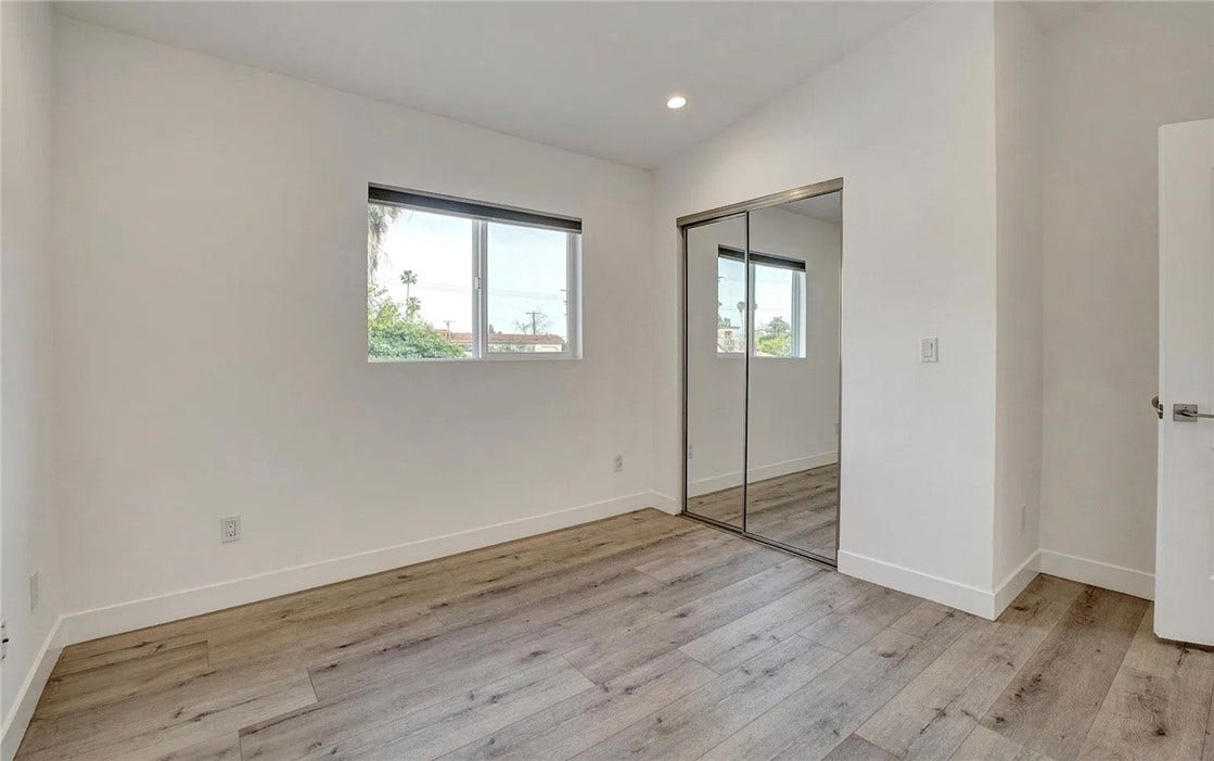 14111 Sylvan, Van Nuys, CA 91401 14111 Sylvan, Van Nuys, CA 91401