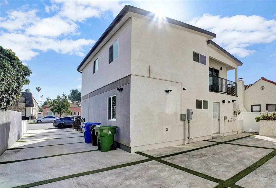 14111 Sylvan, Van Nuys, CA 91401 14111 Sylvan, Van Nuys, CA 91401