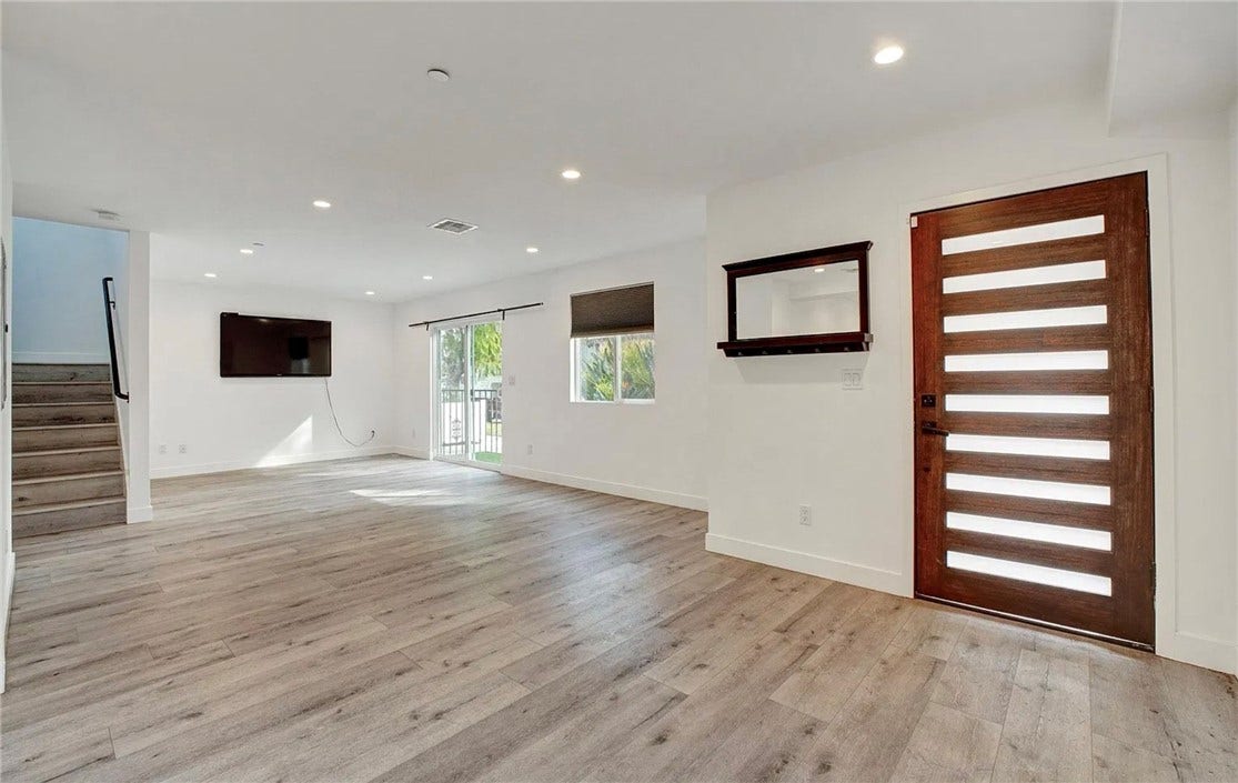 14111 Sylvan, Van Nuys, CA 91401 14111 Sylvan, Van Nuys, CA 91401