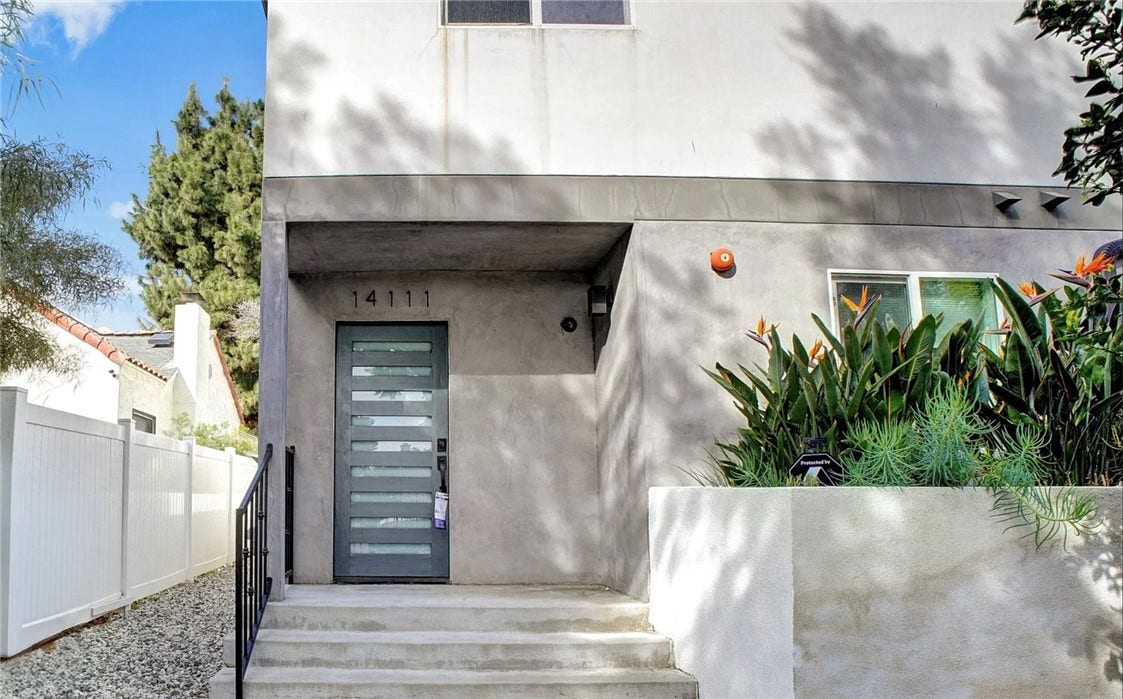 14111 Sylvan, Van Nuys, CA 91401 14111 Sylvan, Van Nuys, CA 91401