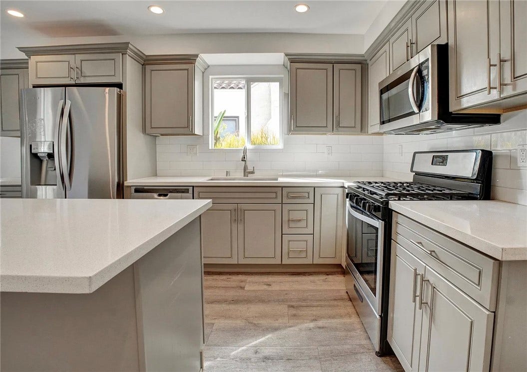 14111 Sylvan, Van Nuys, CA 91401 14111 Sylvan, Van Nuys, CA 91401