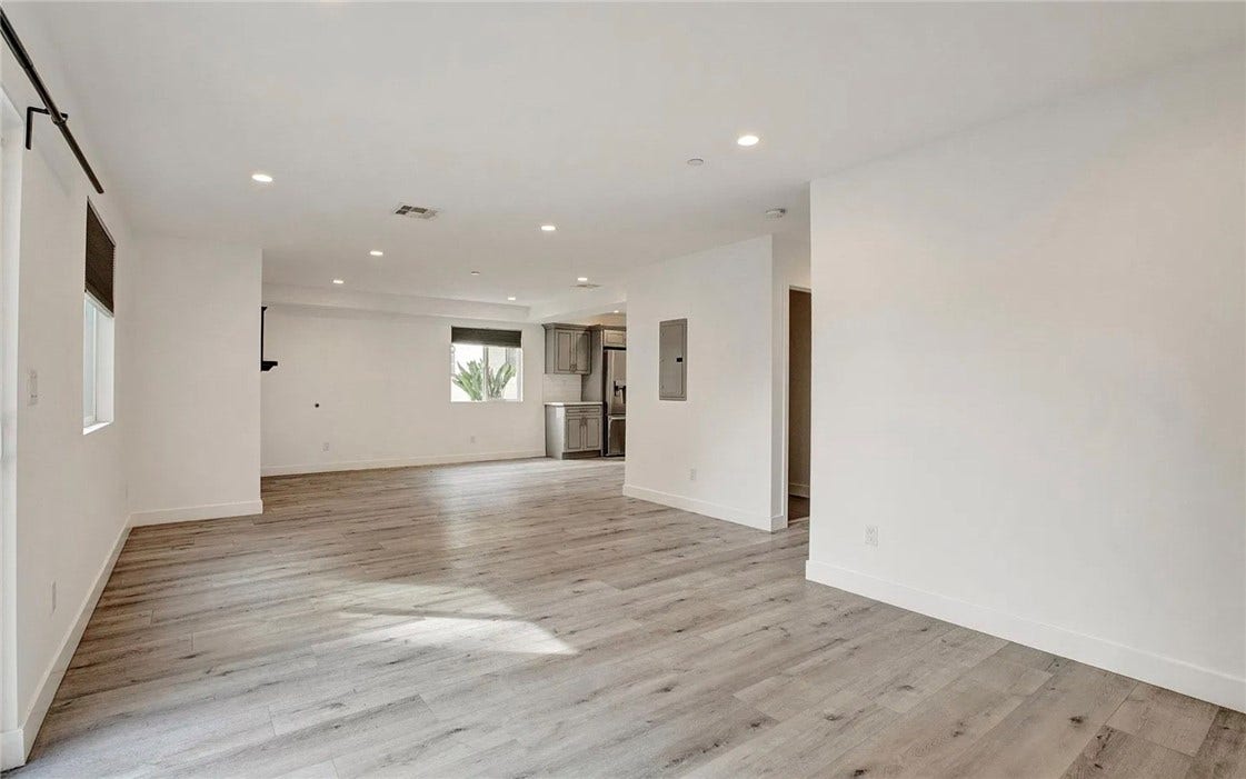 14111 Sylvan, Van Nuys, CA 91401 14111 Sylvan, Van Nuys, CA 91401