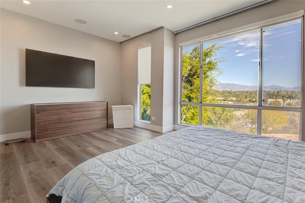 1080 Everett, Echo Park, CA 90026 1080 Everett, Echo Park, CA 90026