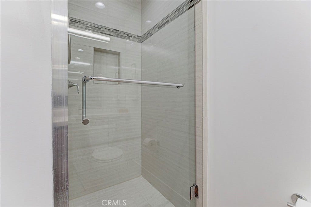 1080 Everett, Echo Park, CA 90026 1080 Everett, Echo Park, CA 90026
