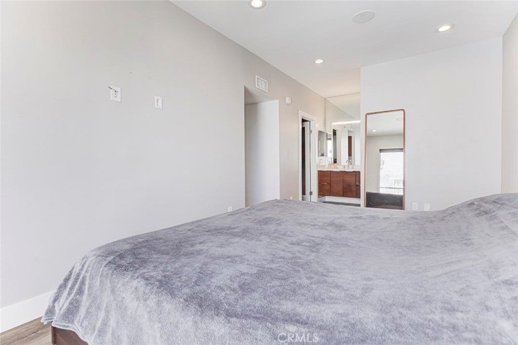 1080 Everett, Echo Park, CA 90026 1080 Everett, Echo Park, CA 90026