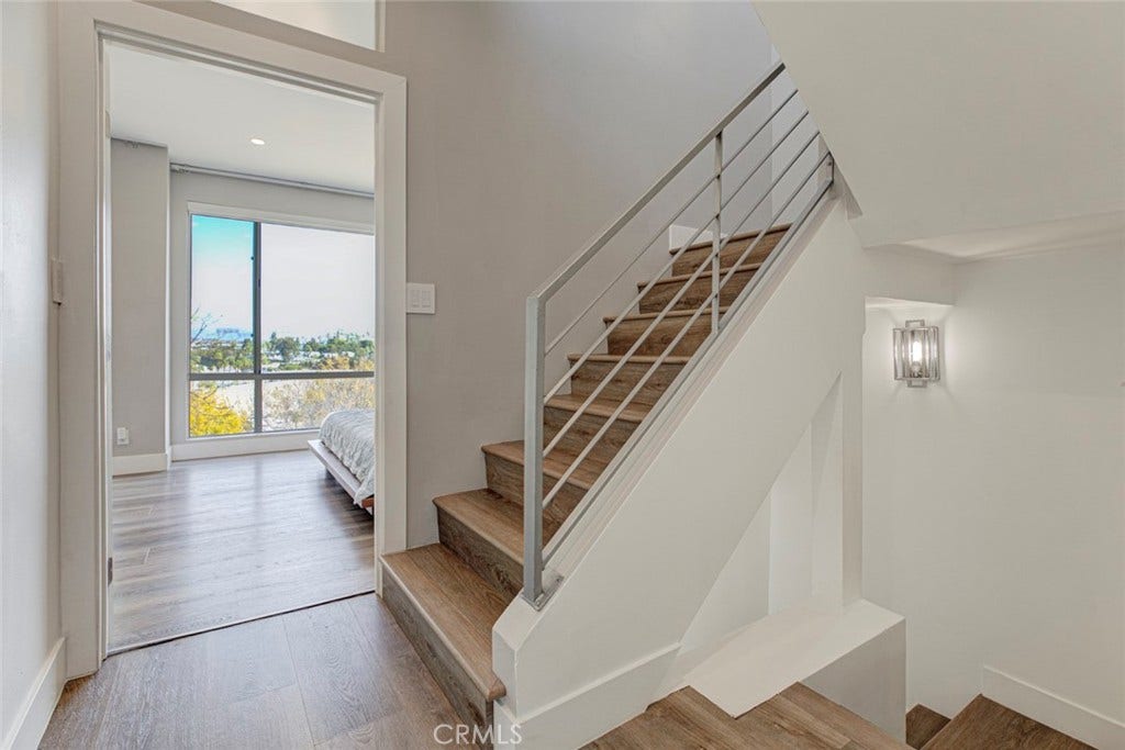 1080 Everett, Echo Park, CA 90026 1080 Everett, Echo Park, CA 90026