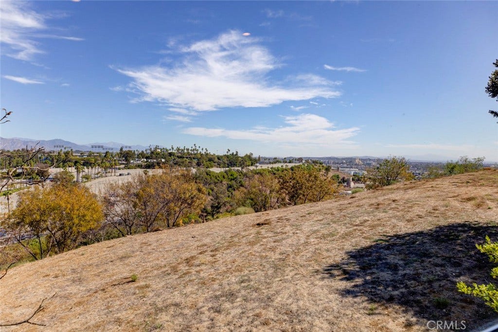 1080 Everett, Echo Park, CA 90026 1080 Everett, Echo Park, CA 90026